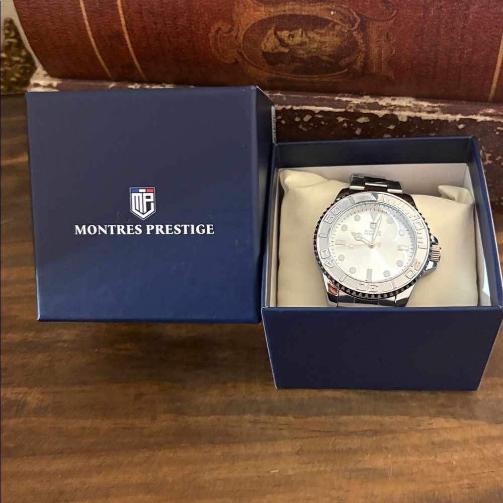 Montres Prestige Silver Watch Men’s 43mm